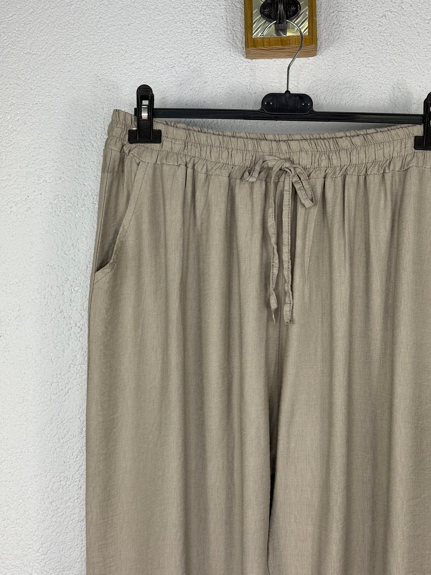 Pantalón Madeira Taupe