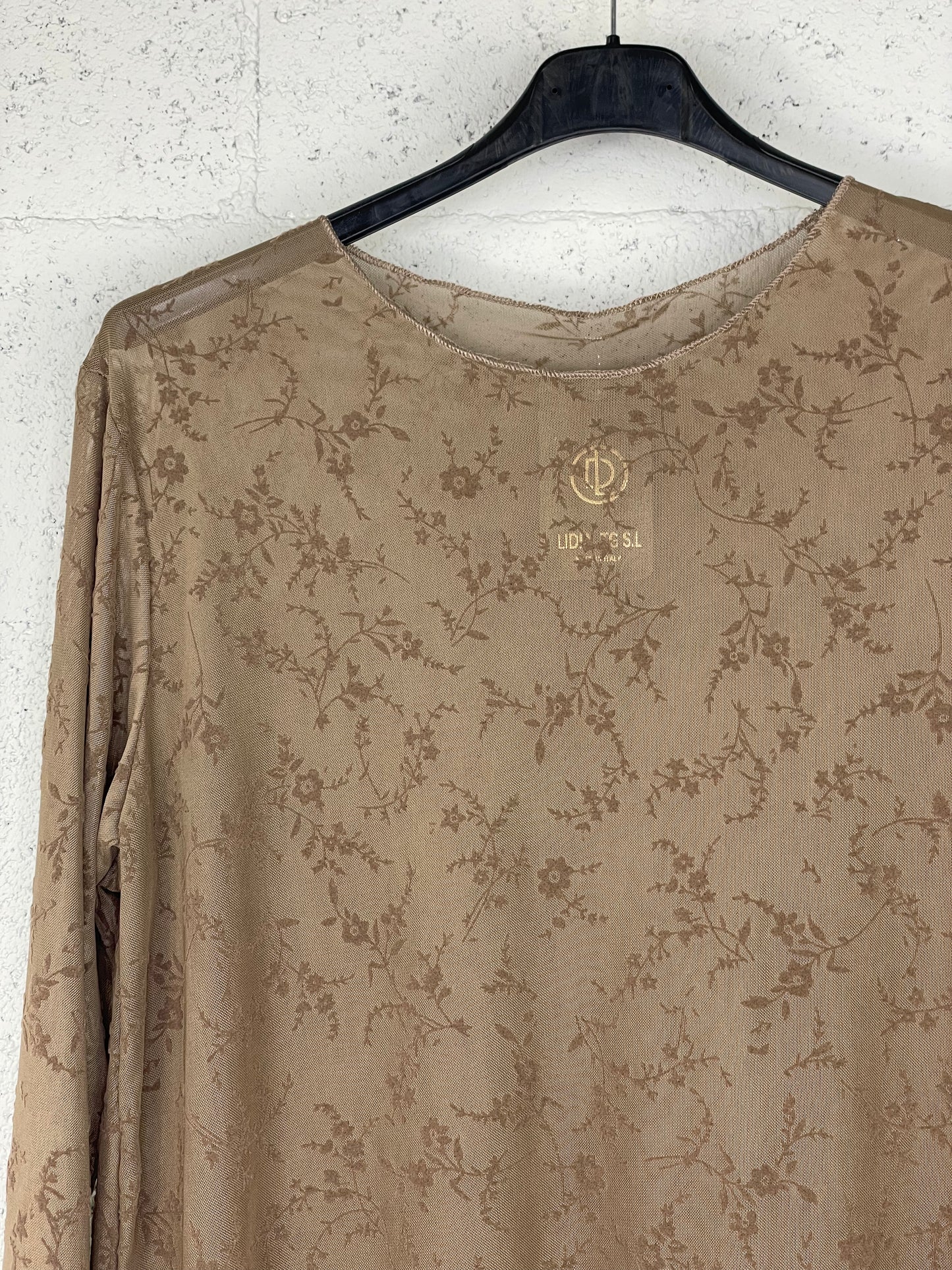Blusa Abril Camel