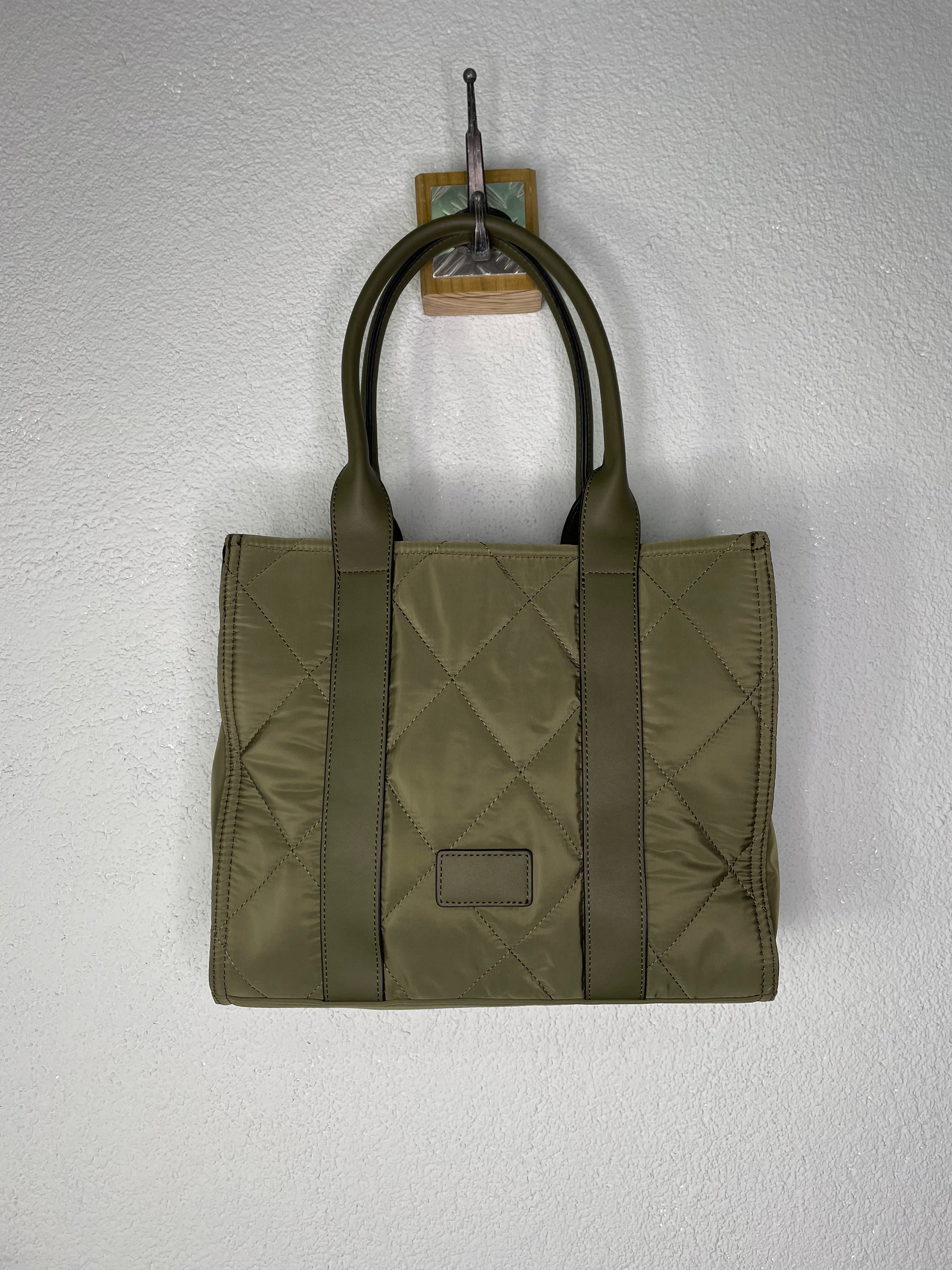 001 Caqui TRANBEL 001 Caqui TRANBEL