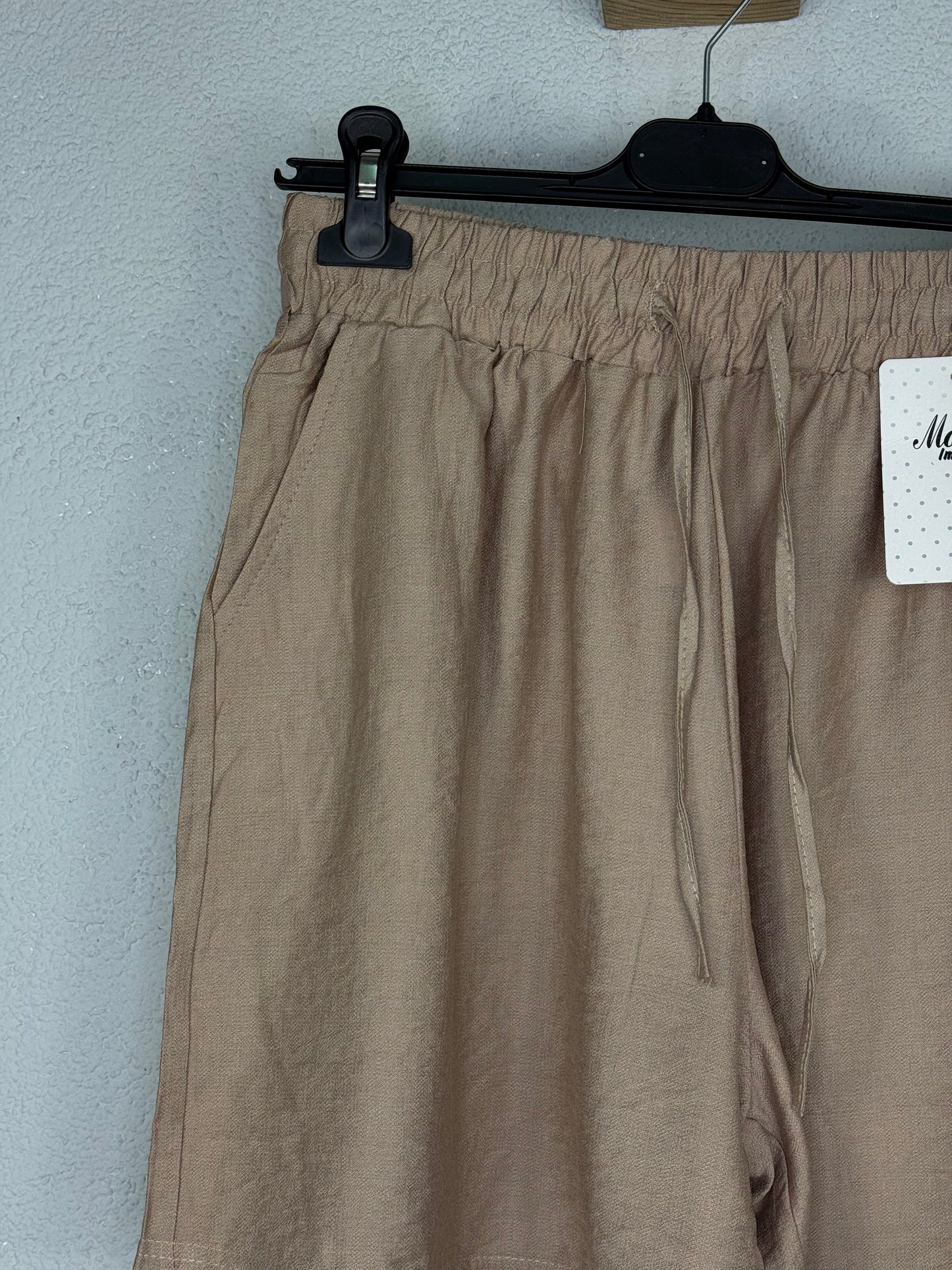 Pantalón corto Jupiter Beige
