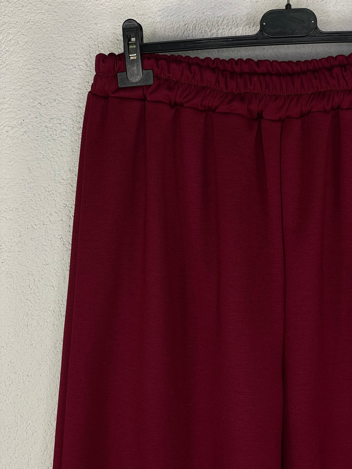 Pantalón Venecia Burdeos PLUS