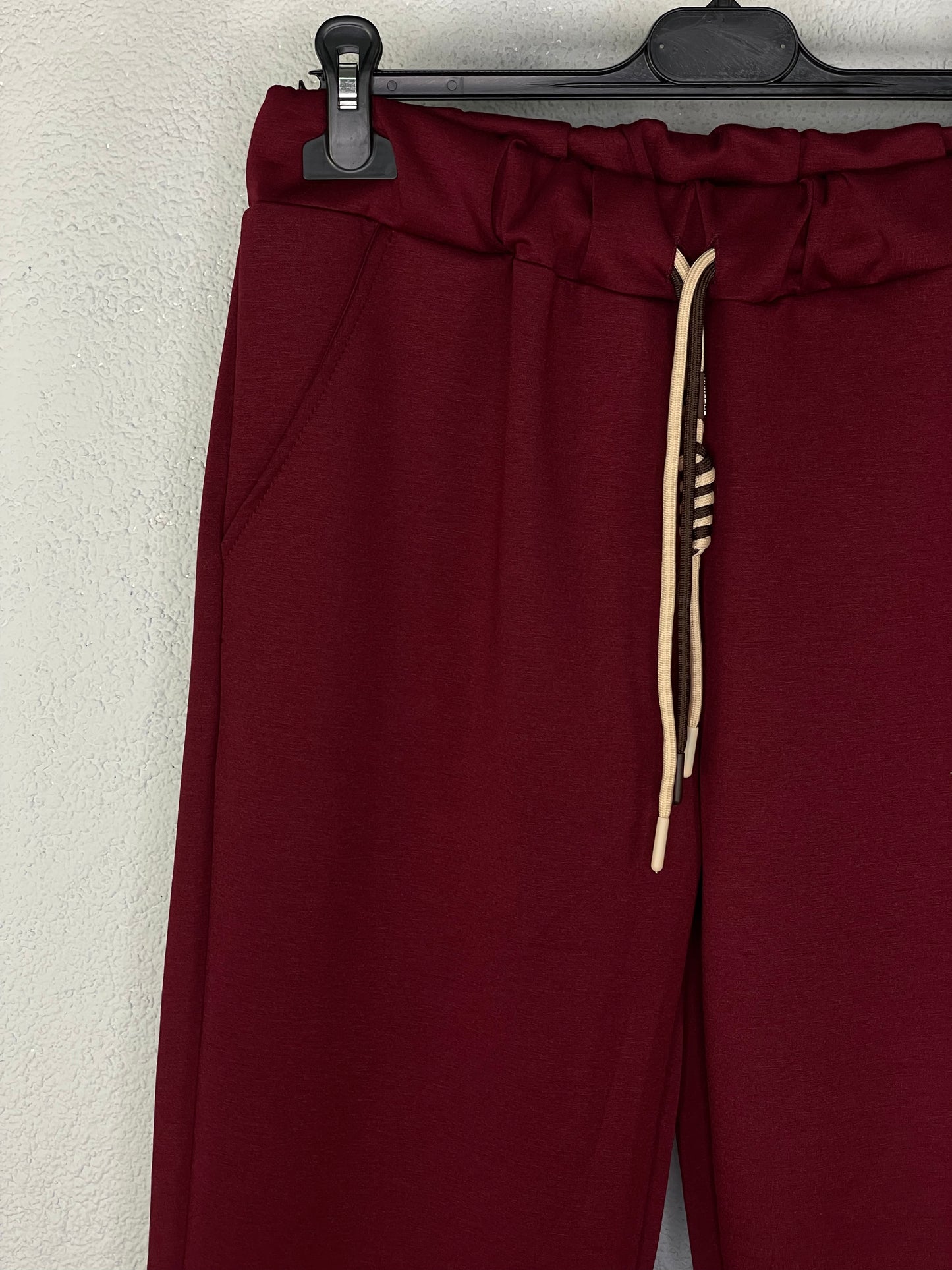 Pantalón Cora Burdeos