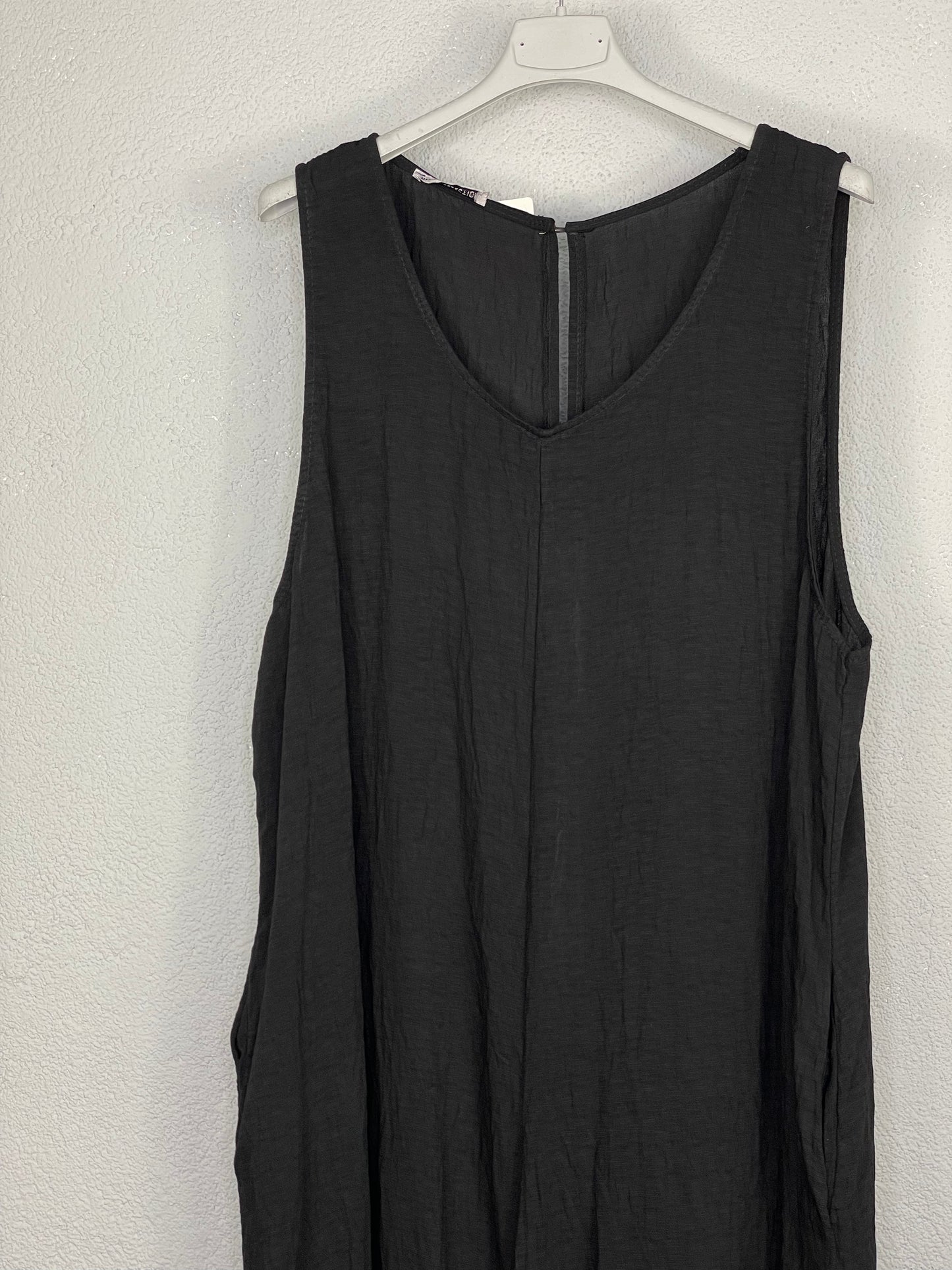Mono Gardenia Negro