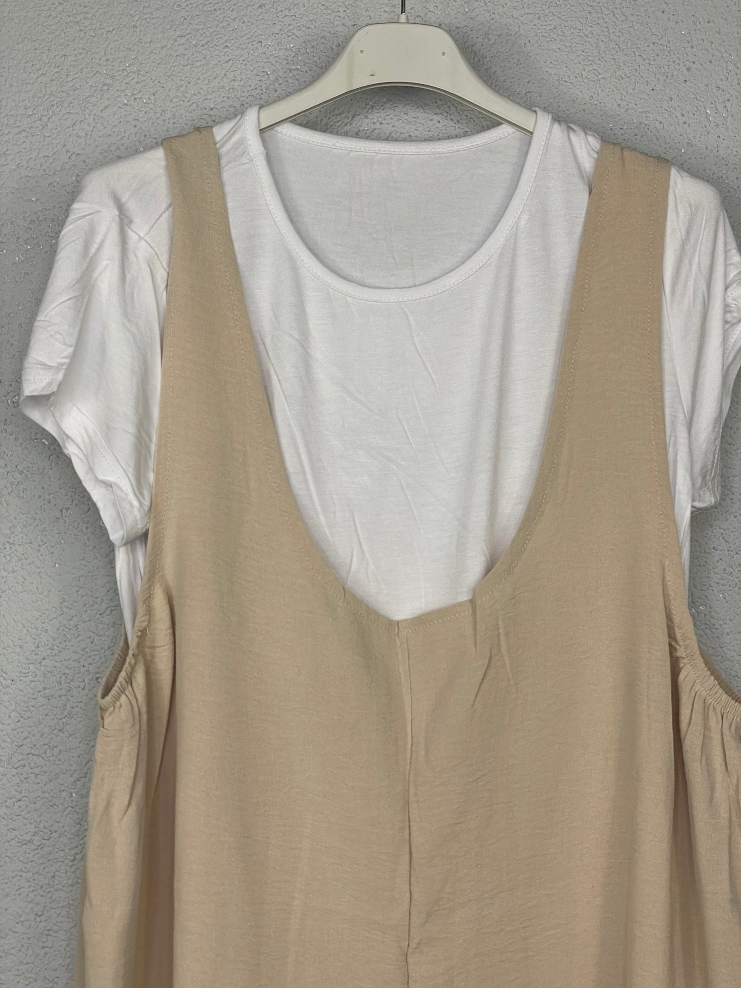 Mono corto Albacete Beige (con camiseta)