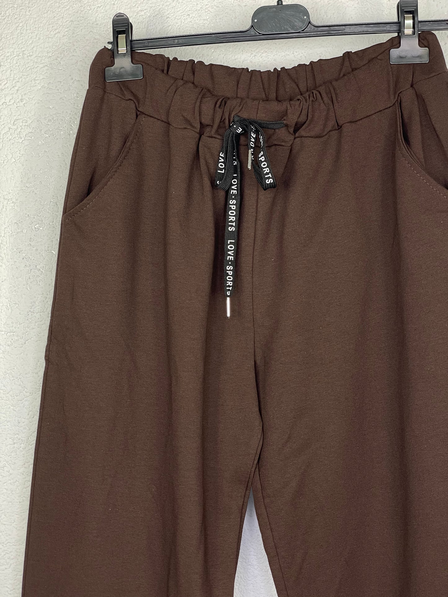Pantalón Luca Marrón Chocolate