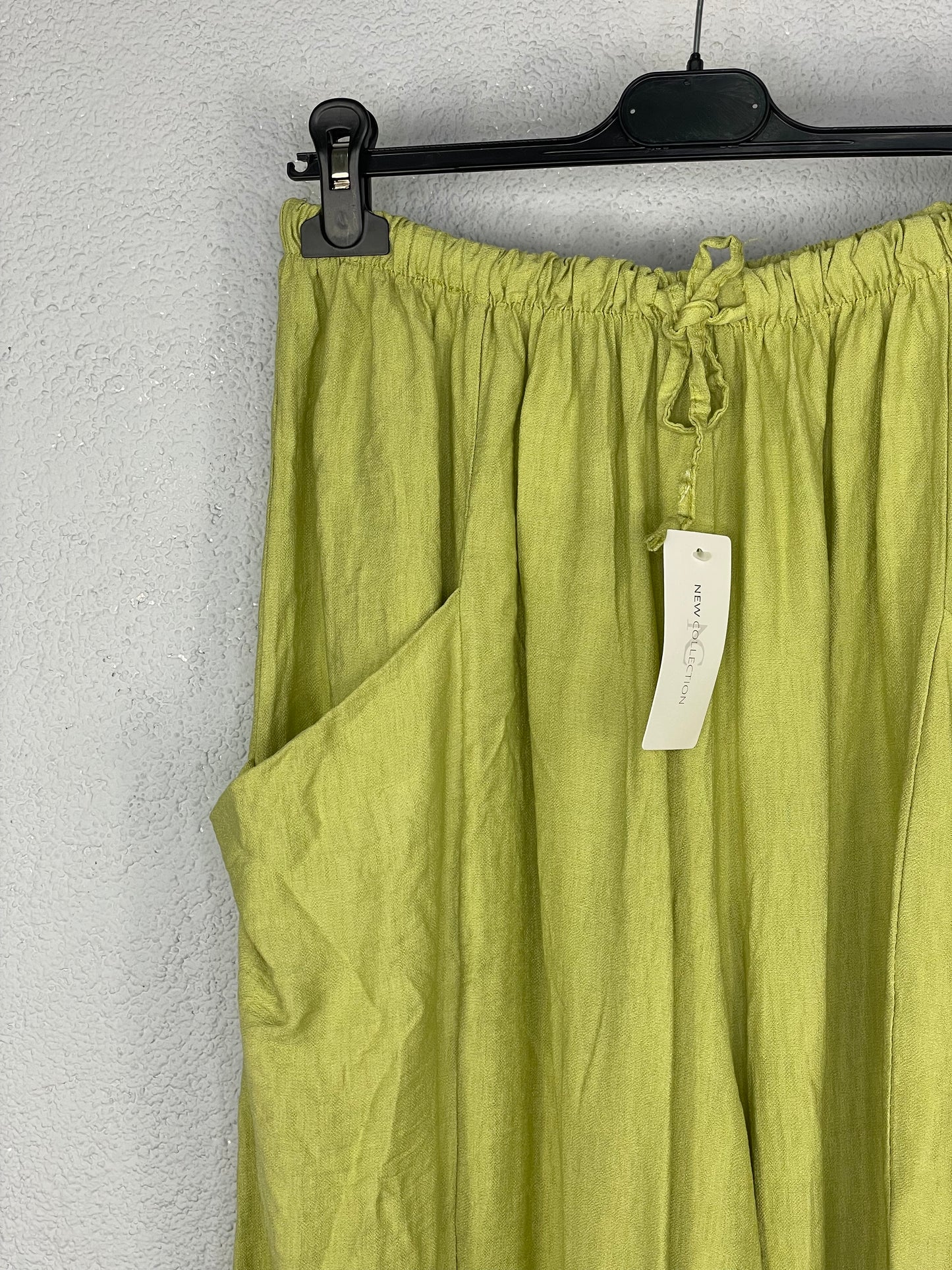 Pantalon Honduras Verde Lima PLUS