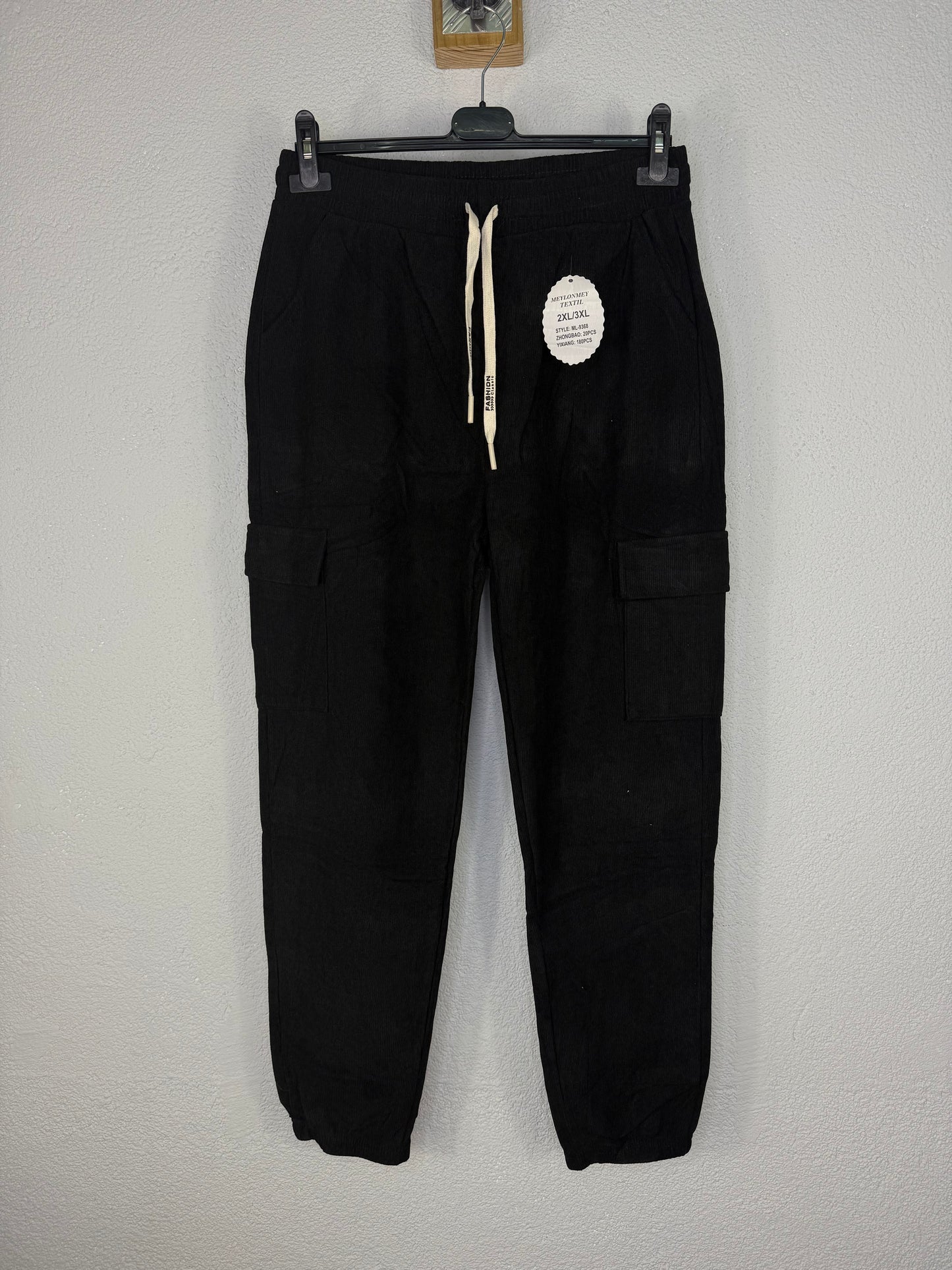 Pantalón Suiza cargo Negro