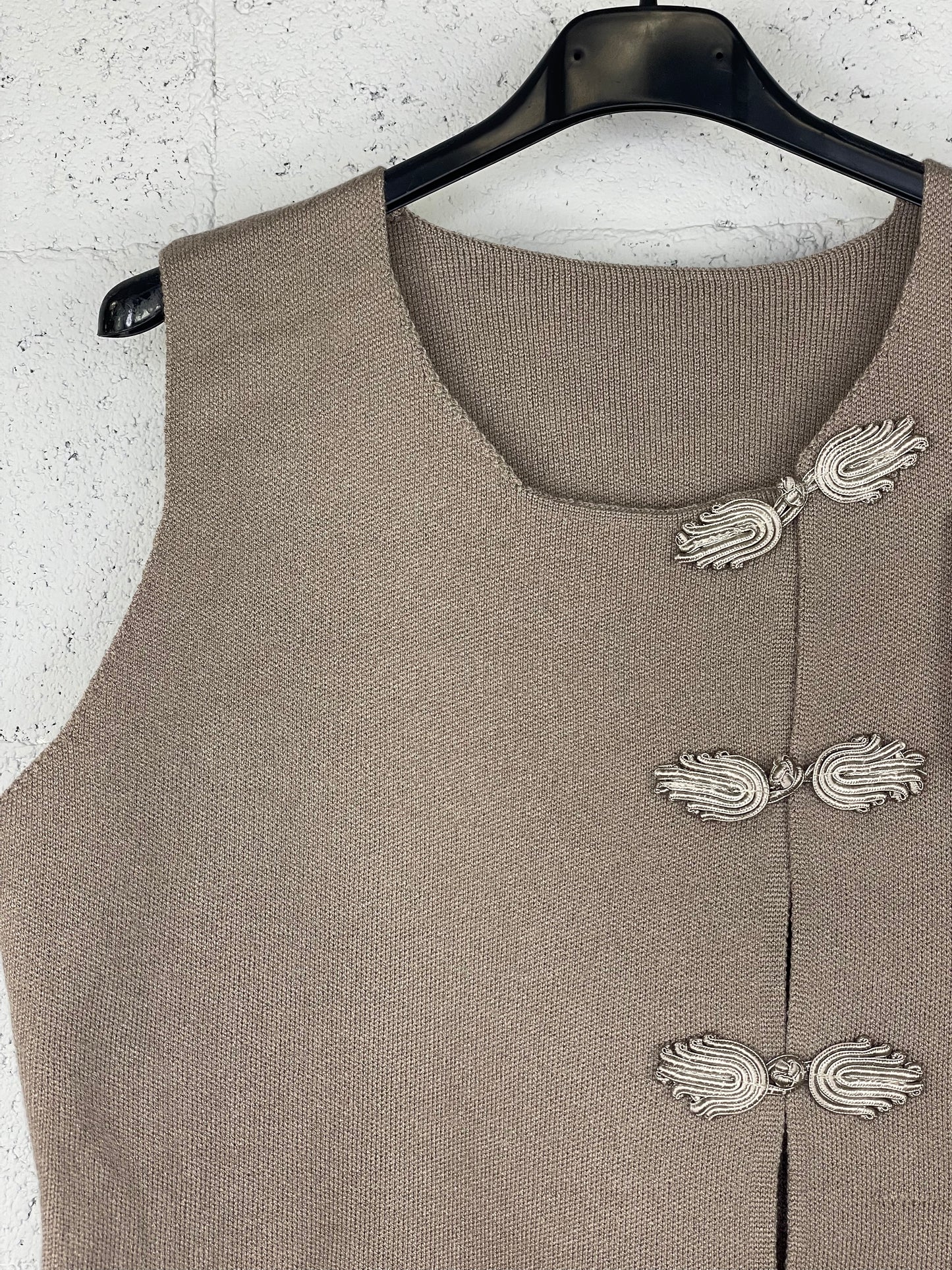 Chaleco Oriental Taupe
