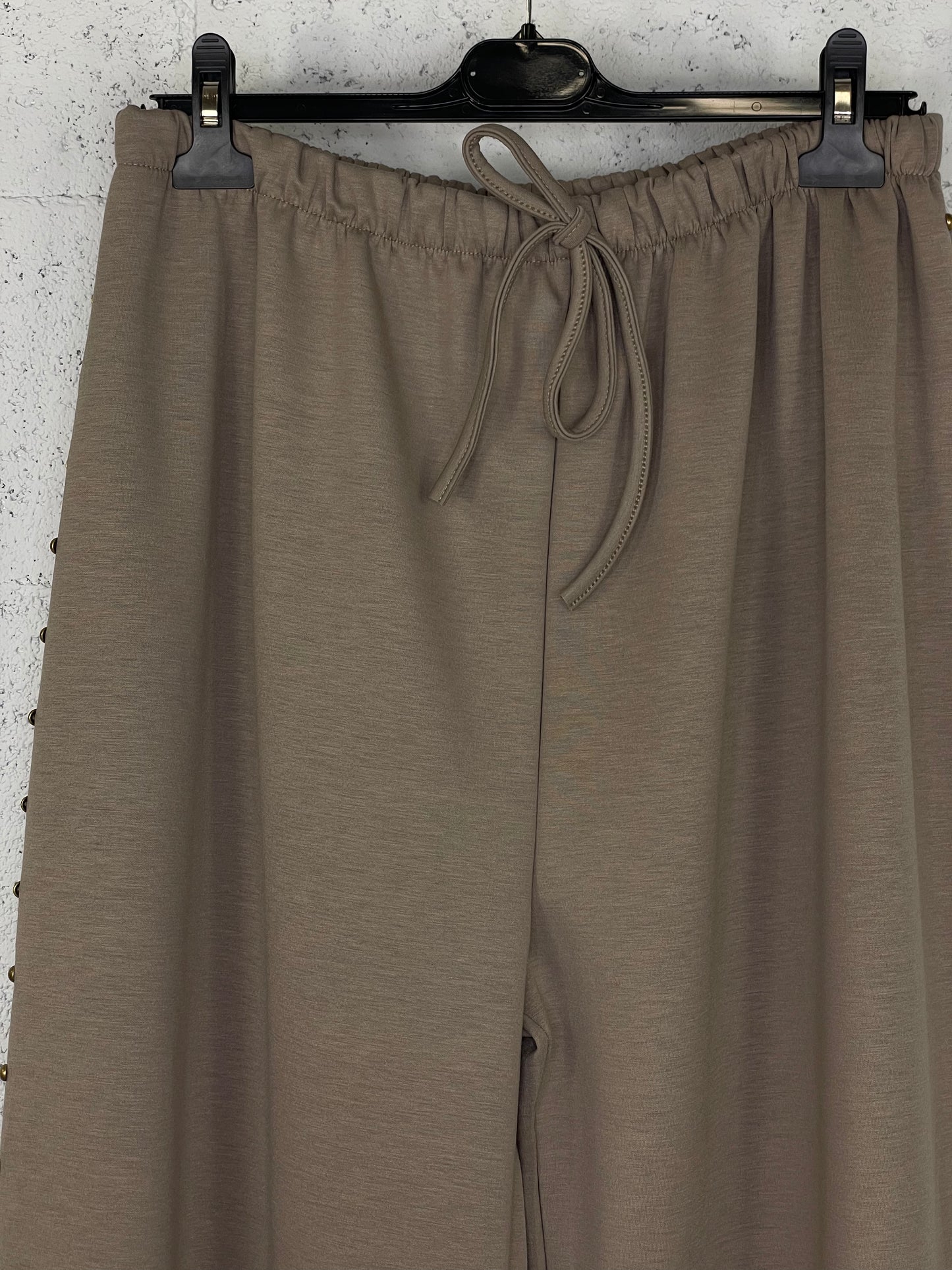 Pantalón Olmo Taupe