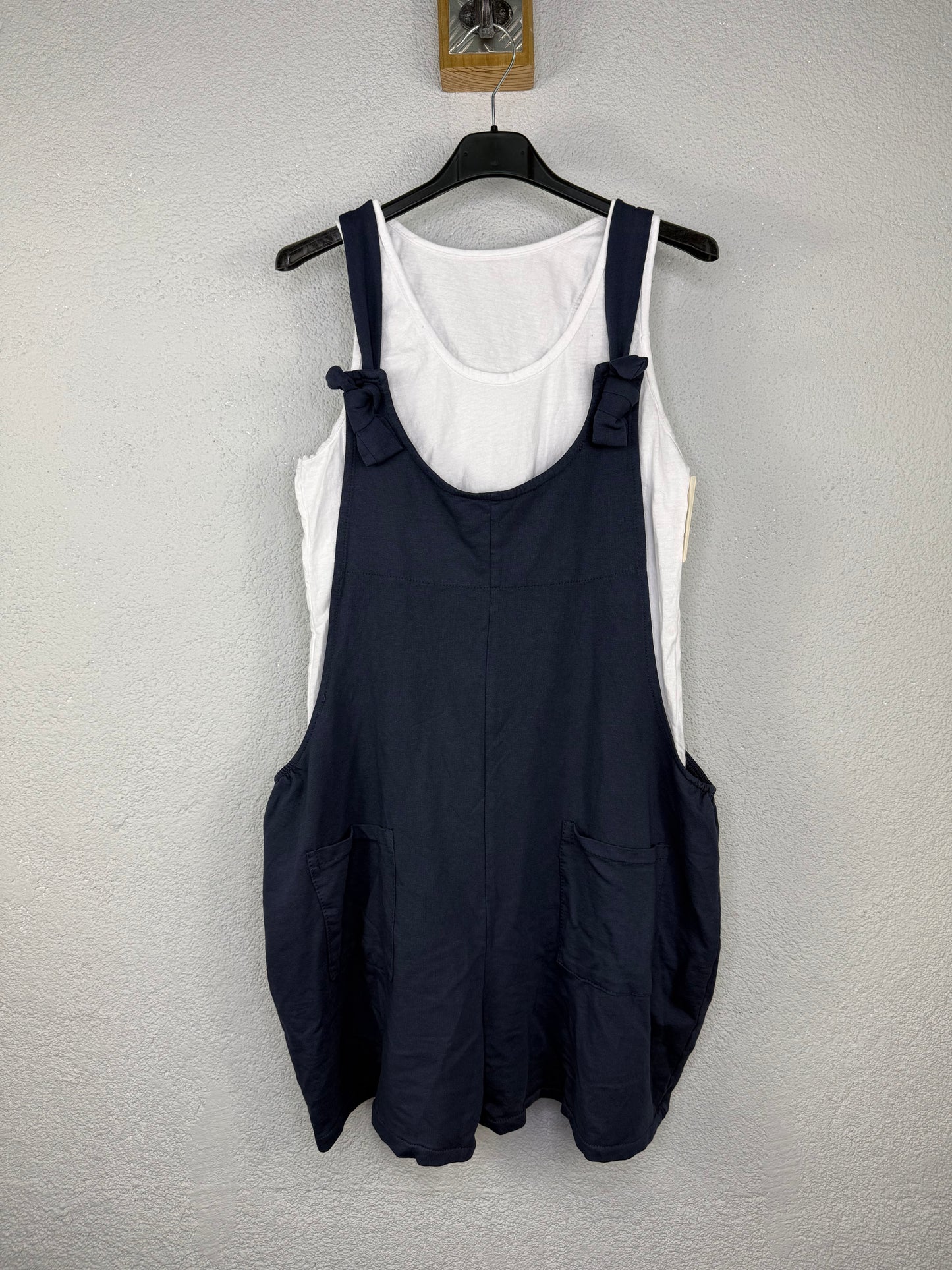 Mono corto  Caracas Azul marino (con camiseta)