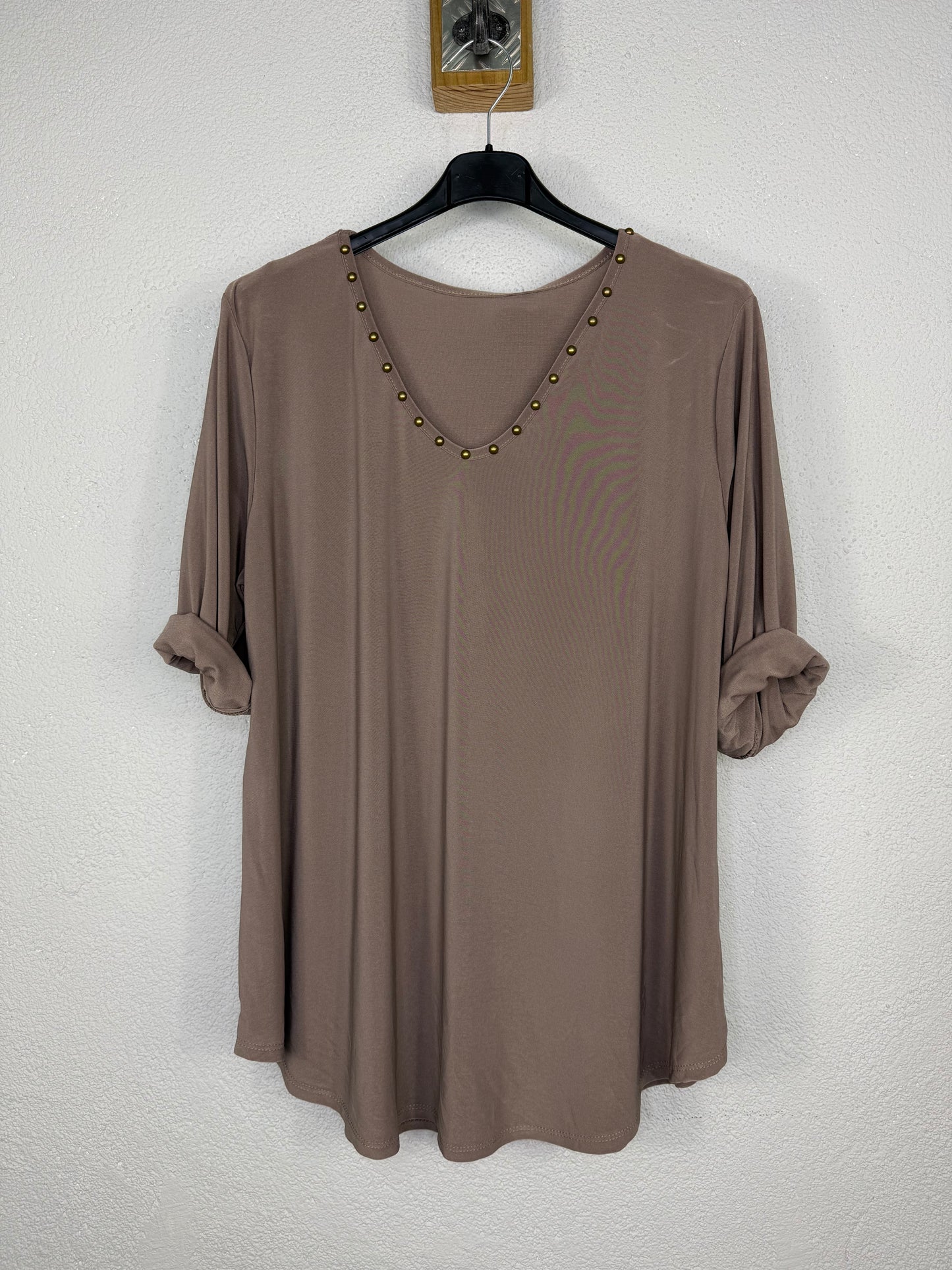 Camiseta Camila Taupe