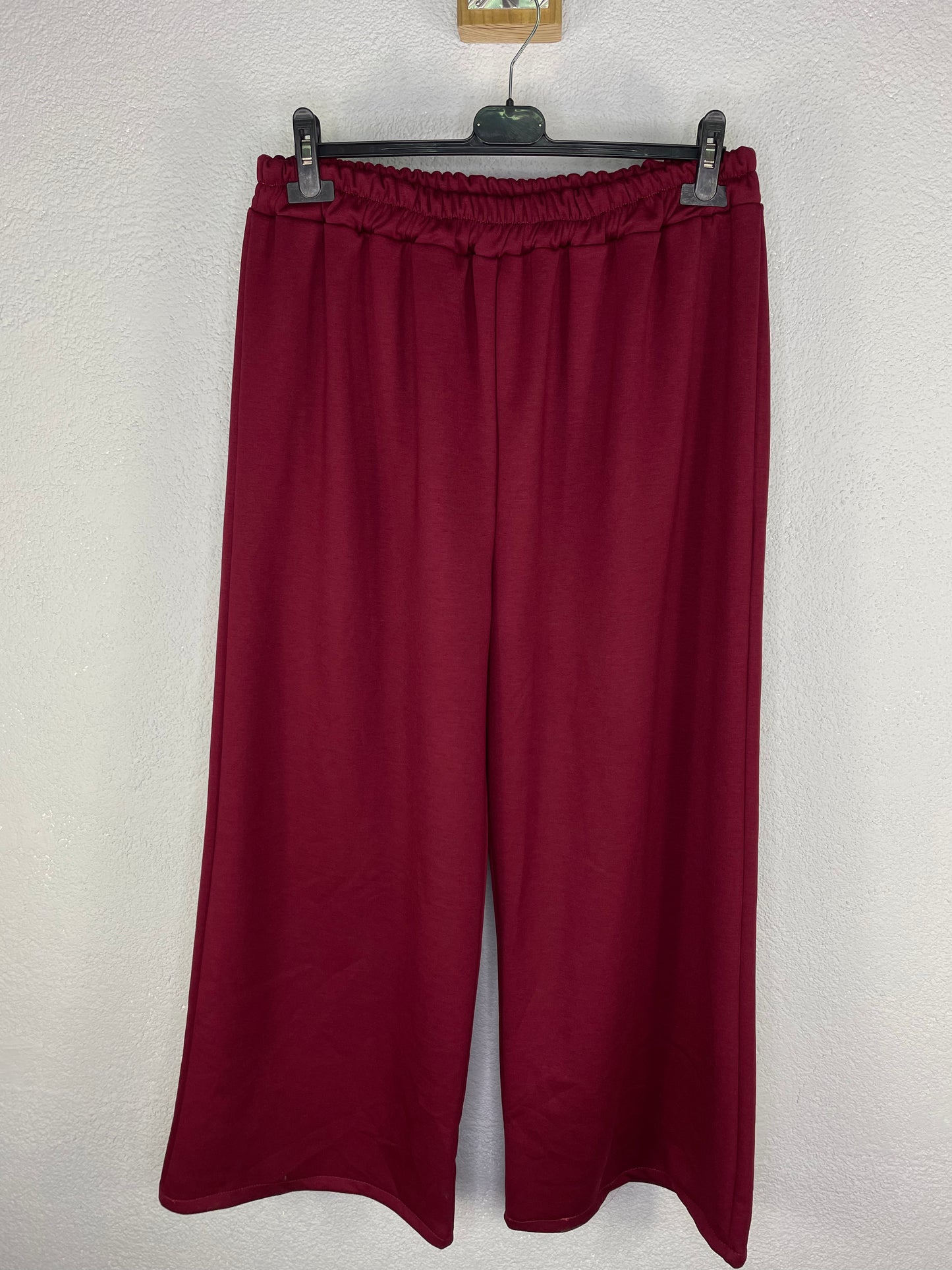 Pantalón Venecia Burdeos PLUS