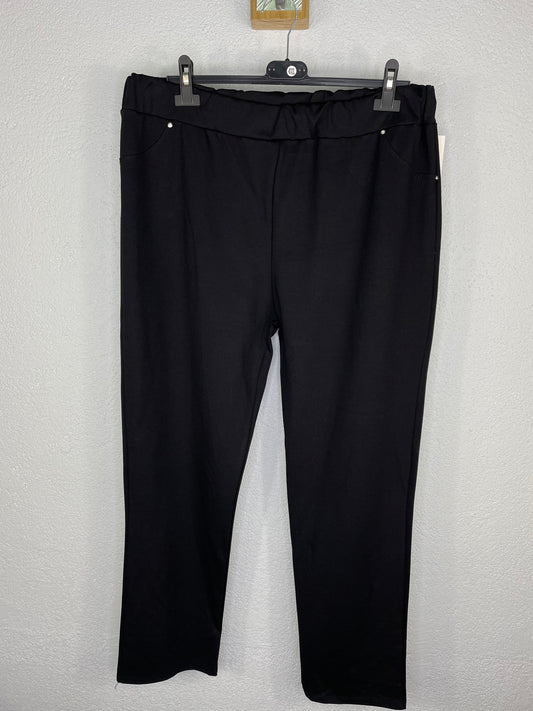 Pantalón Leonor Negro PLUS