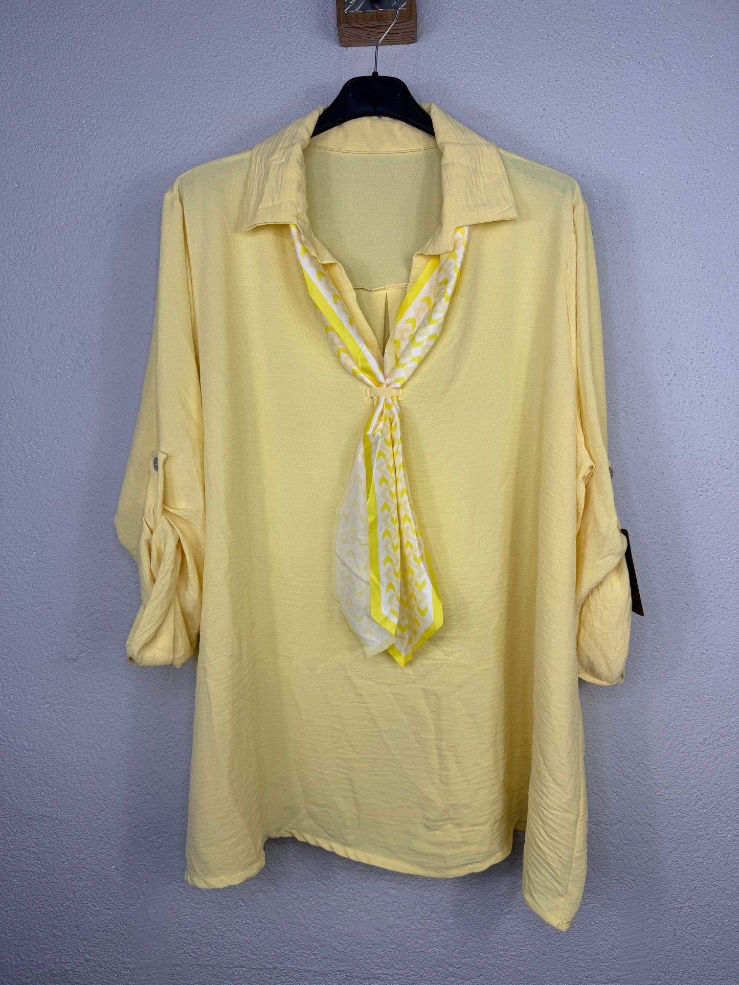 Malú Amarillo pastel