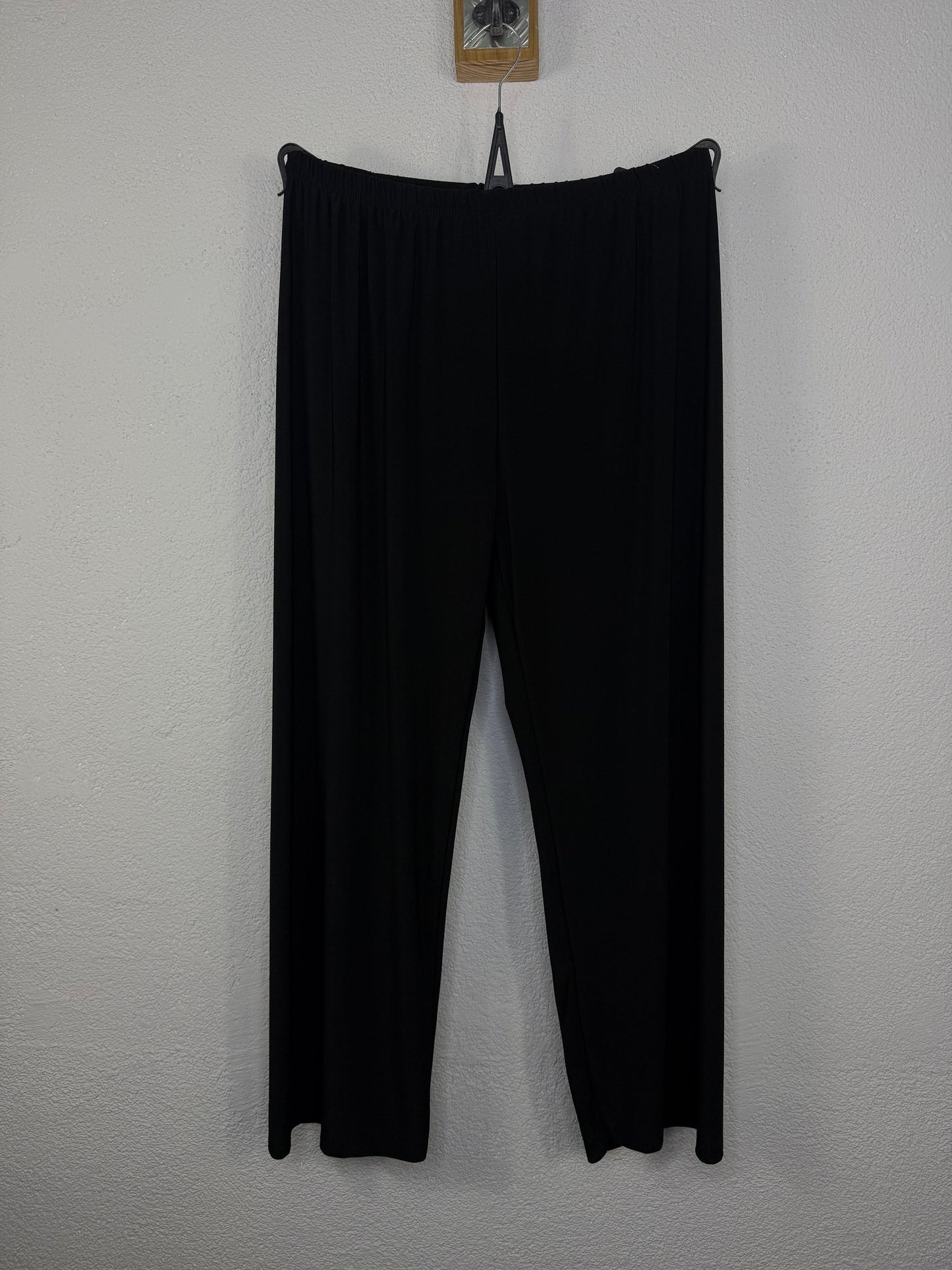 Pantalón Medina Negro PLUS