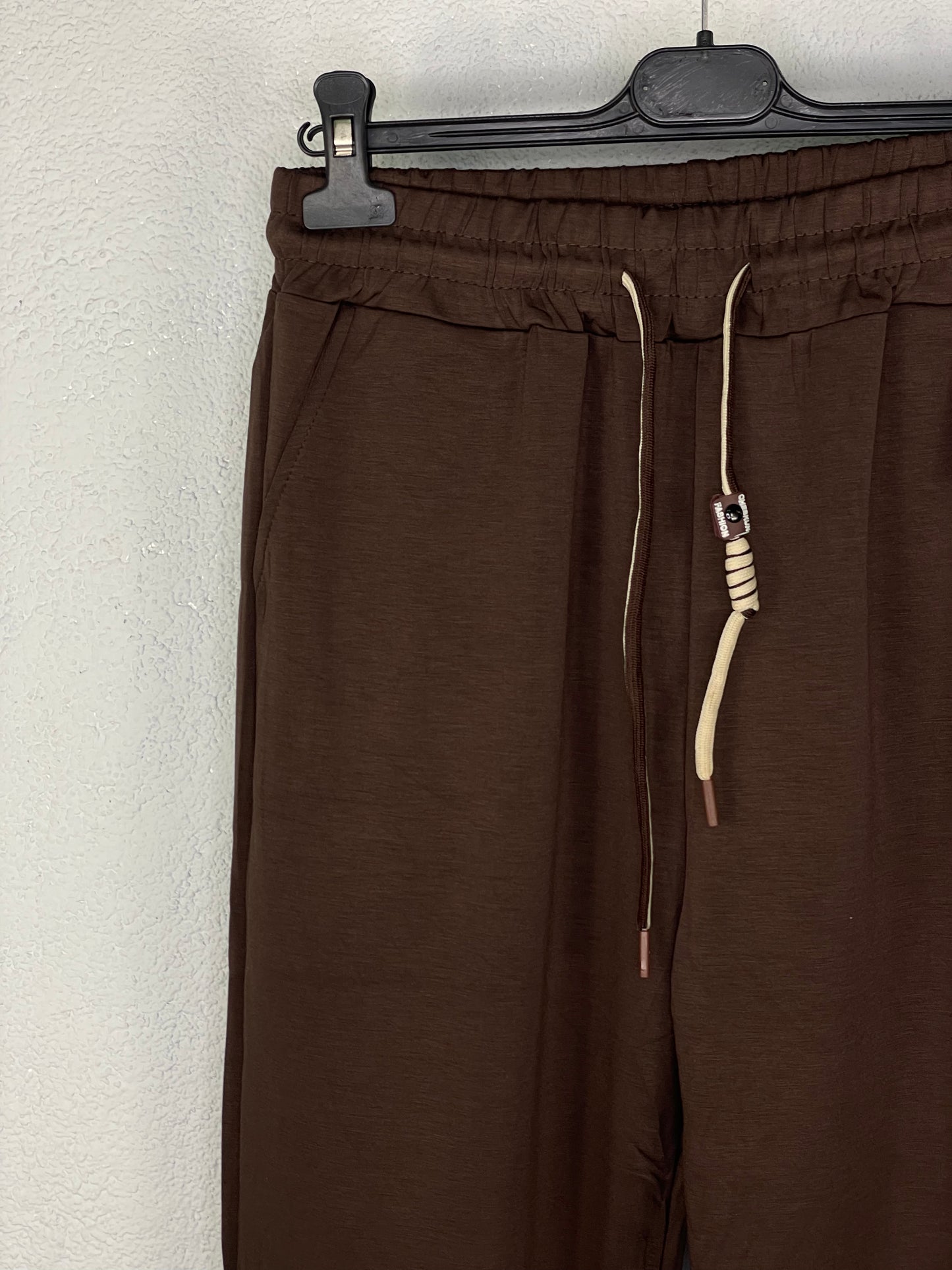 Pantalón Canadá Chocolate