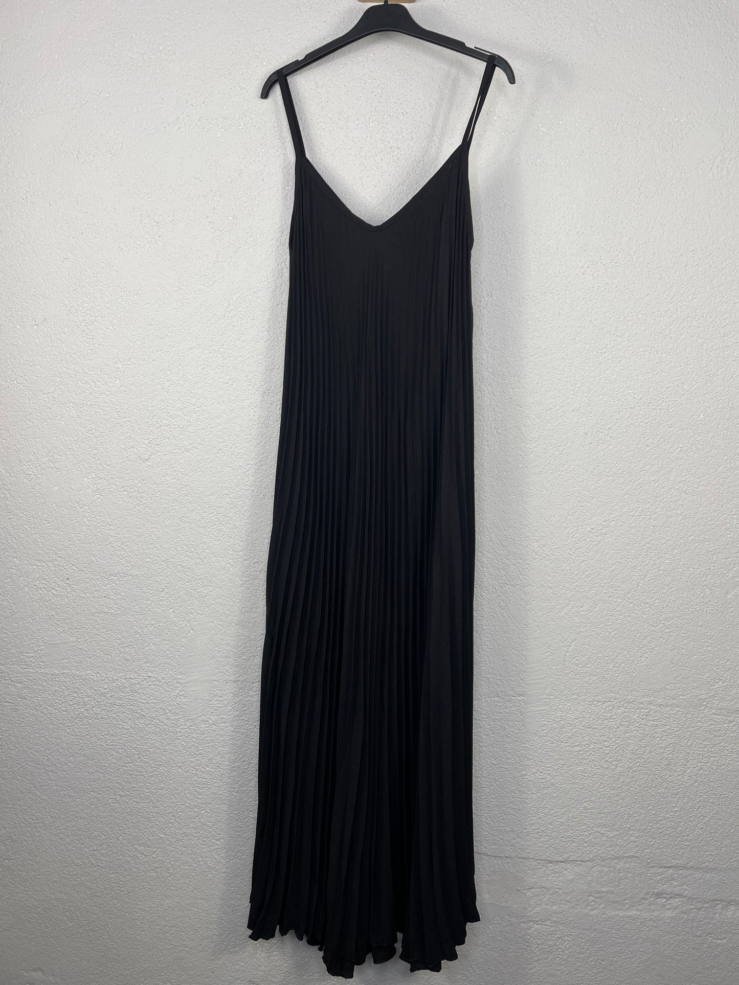Vestido Plisado Rosana Negro