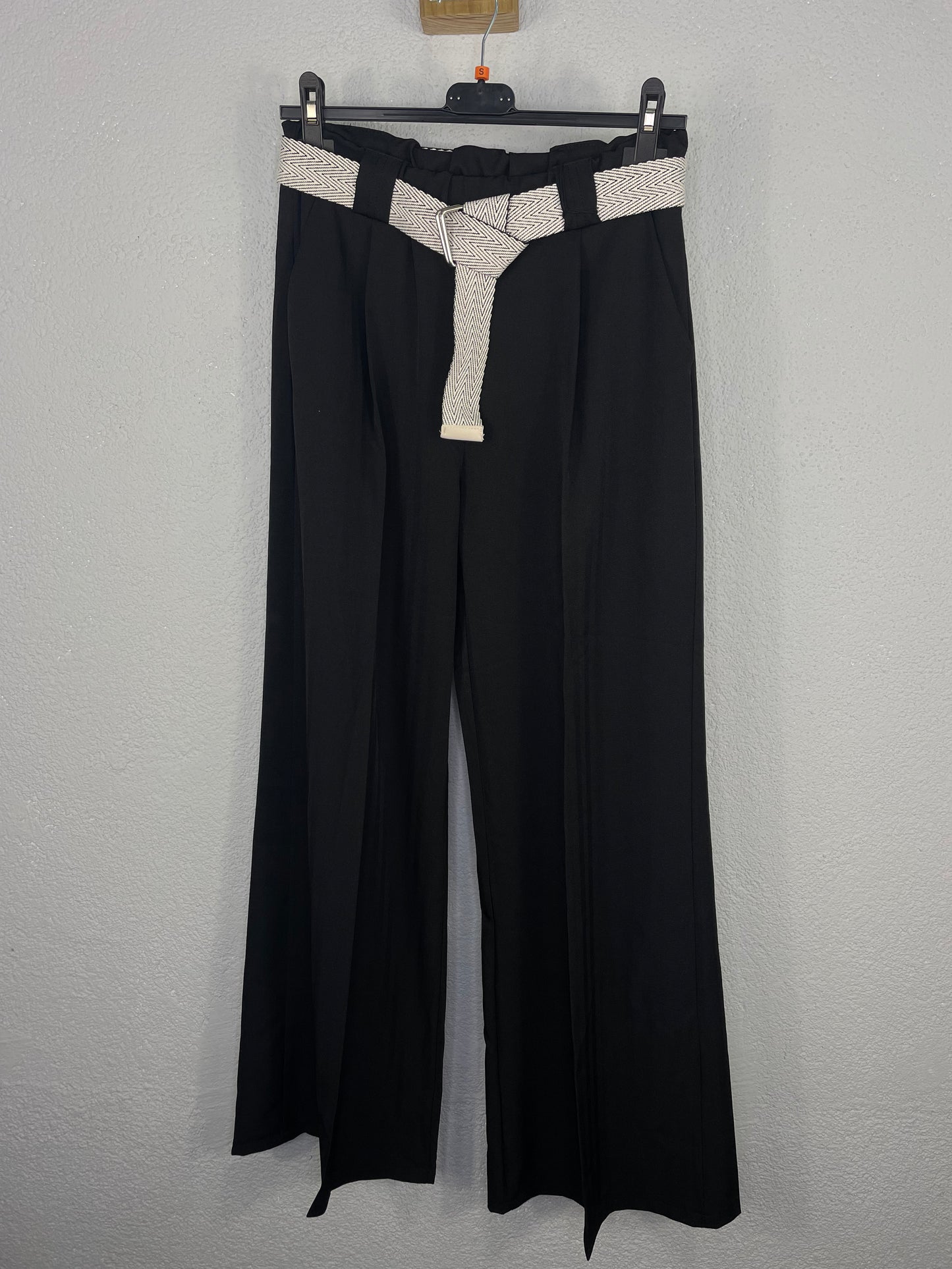 Pantalon Lugo Negro