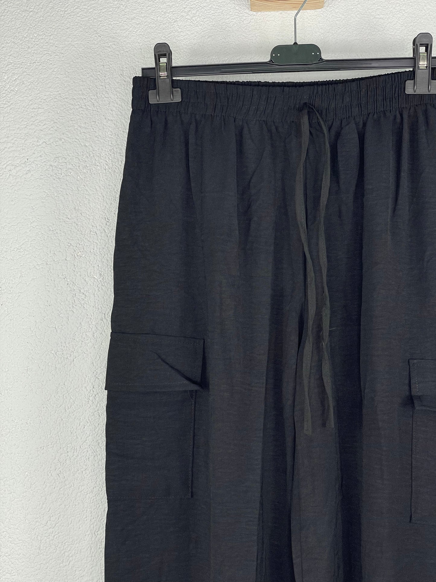 Pantalon cargo Negro