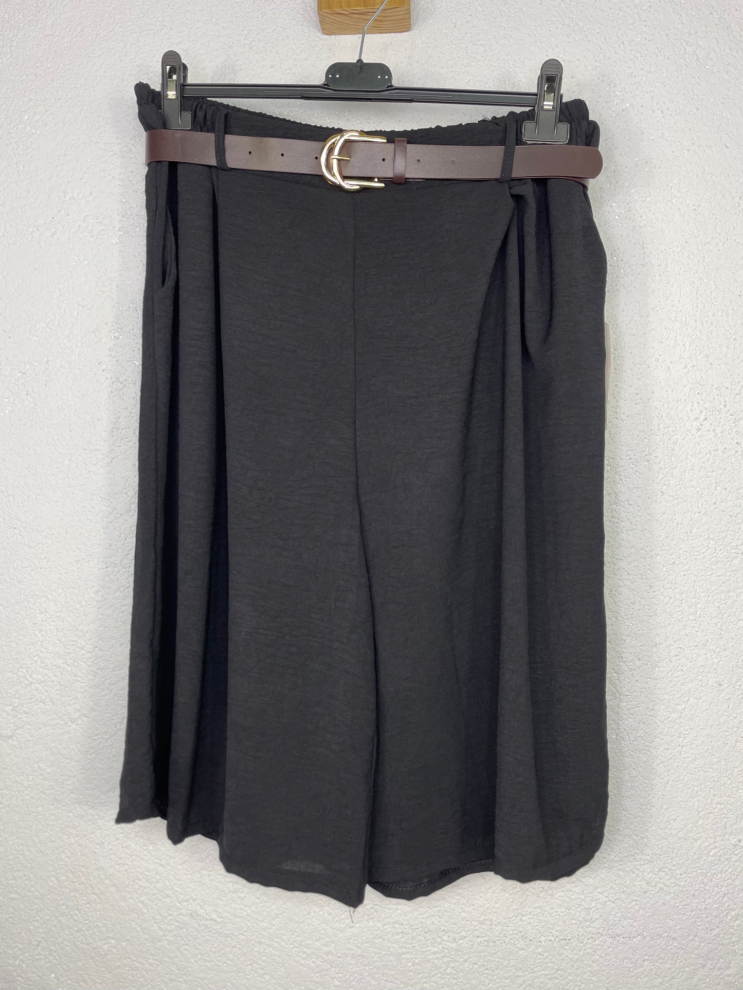 Pantalón corto Miramar Negro PLUS