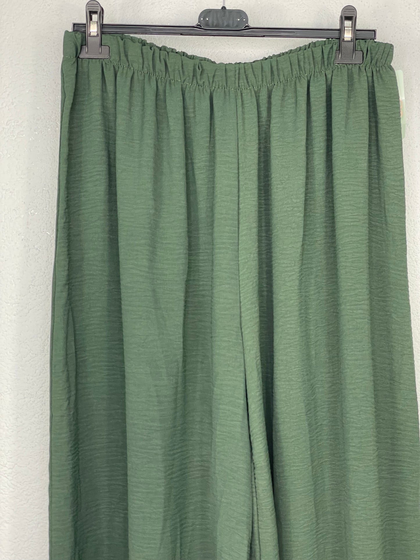 Pantalon Vértigo verde militar  PLUS