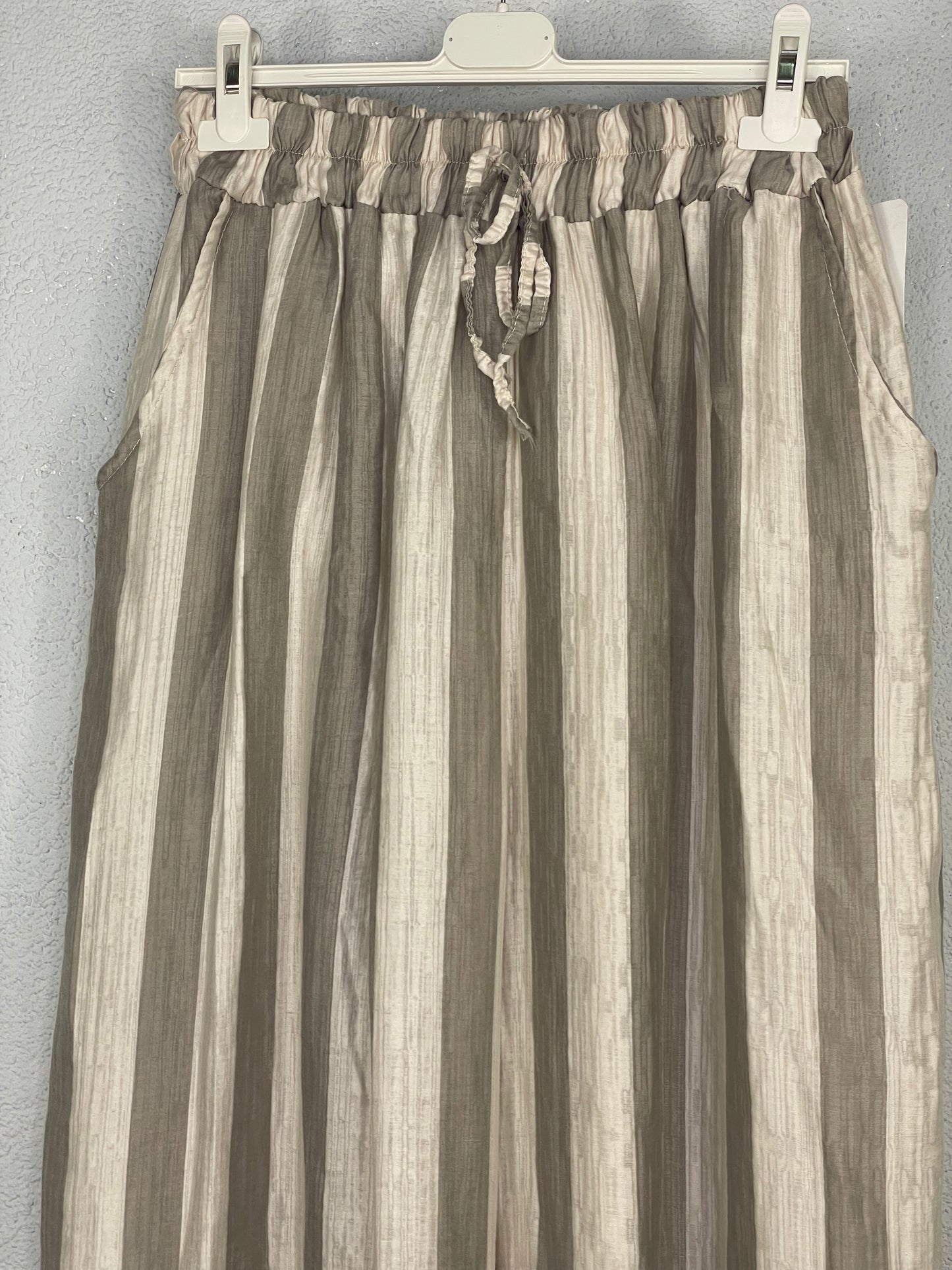 Pantalón Bahamas Taupe  PLUS