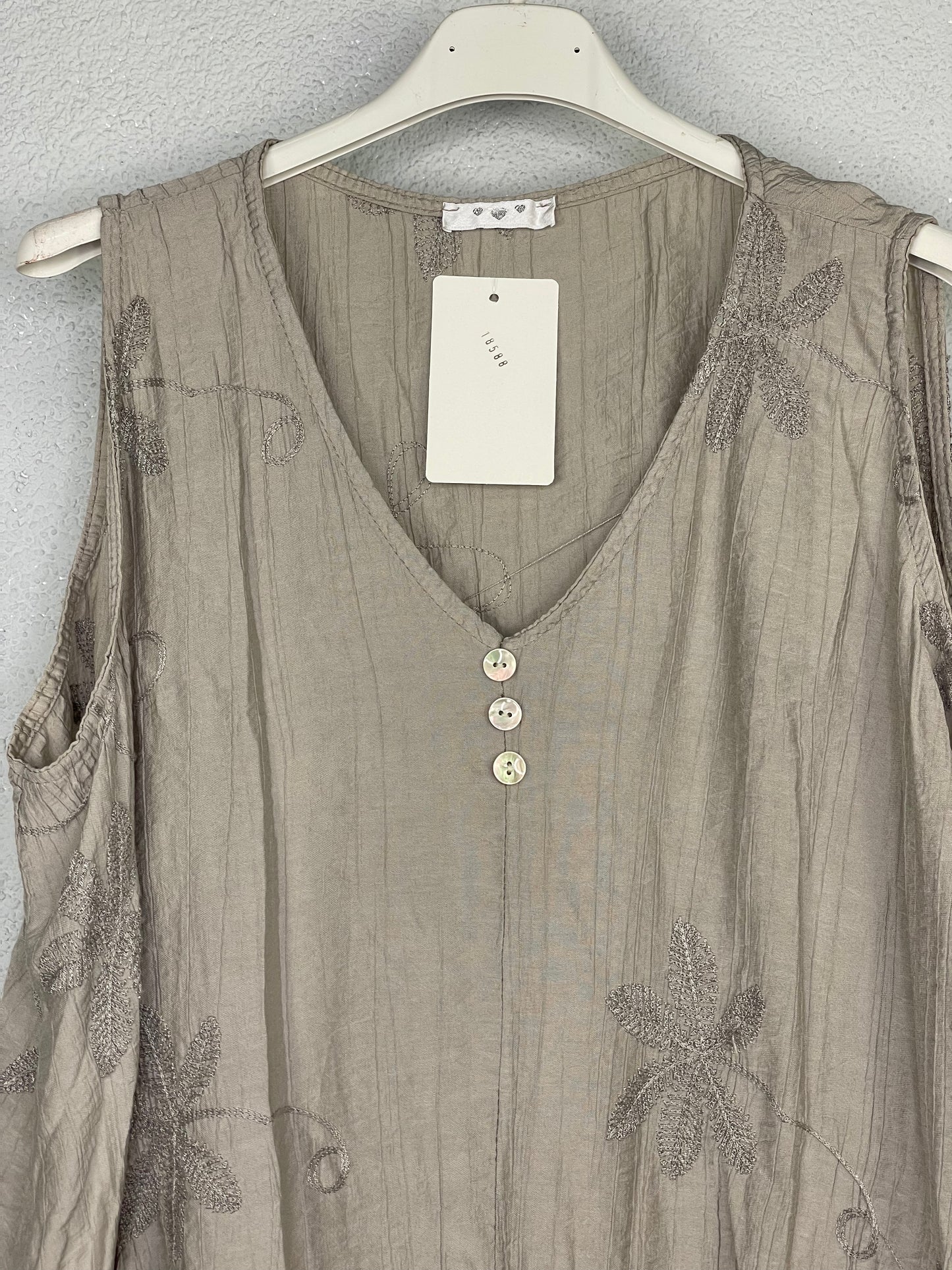 Blusa Celia Taupe