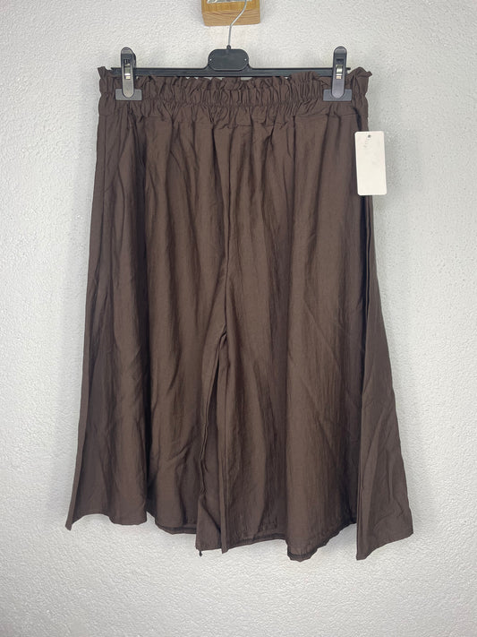 Pantalón corto Santillana Marrón chocolate  PLUS