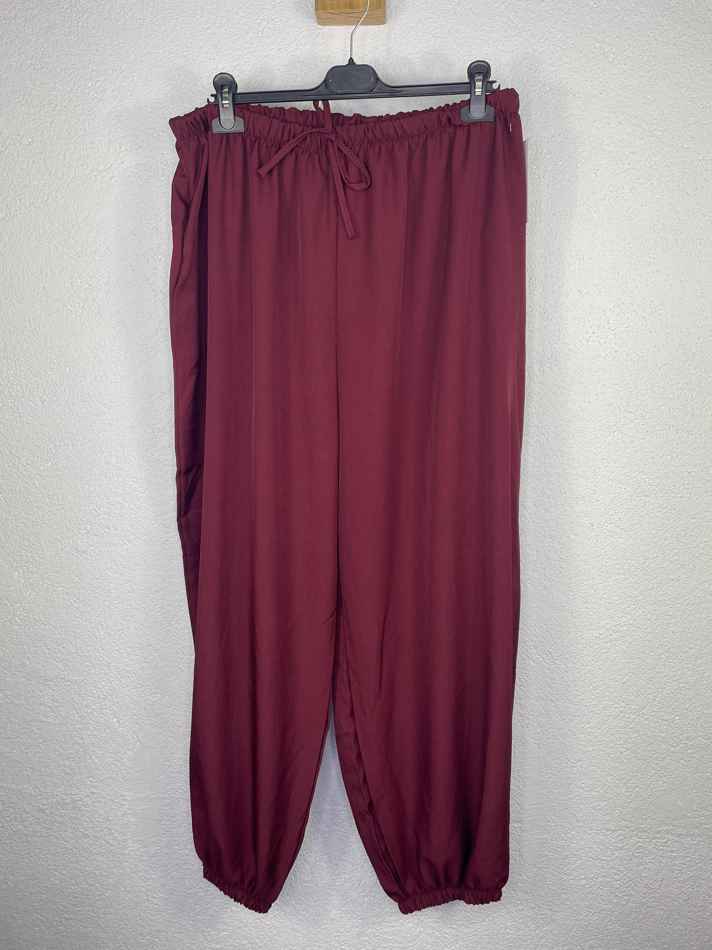 Pantalon Córdoba Burdeos  PLUS