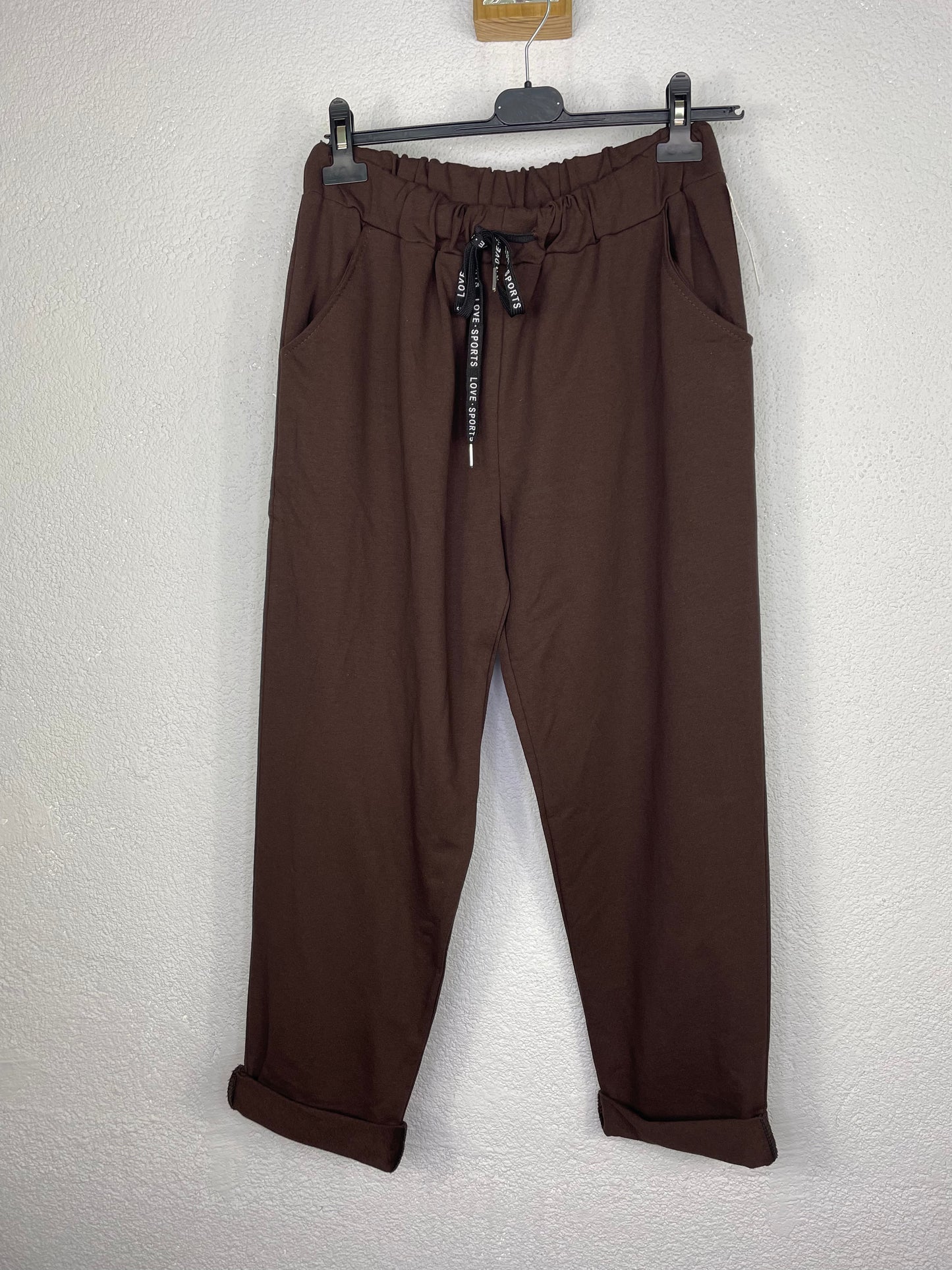 Pantalón Luca Marrón Chocolate