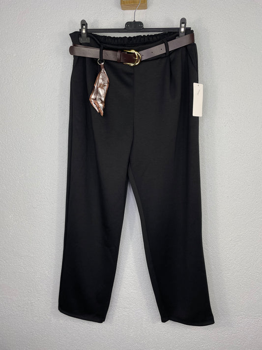 Pantalón León Negro