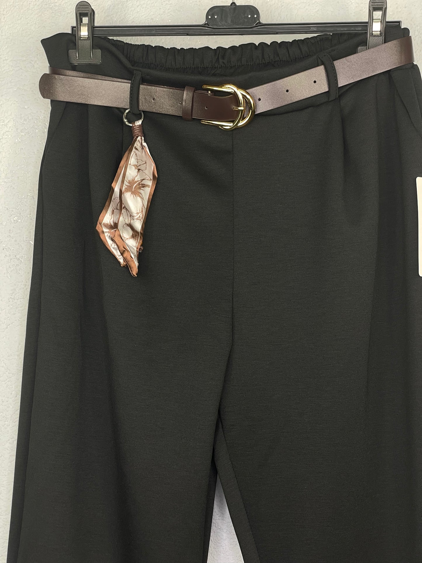 Pantalón León Negro