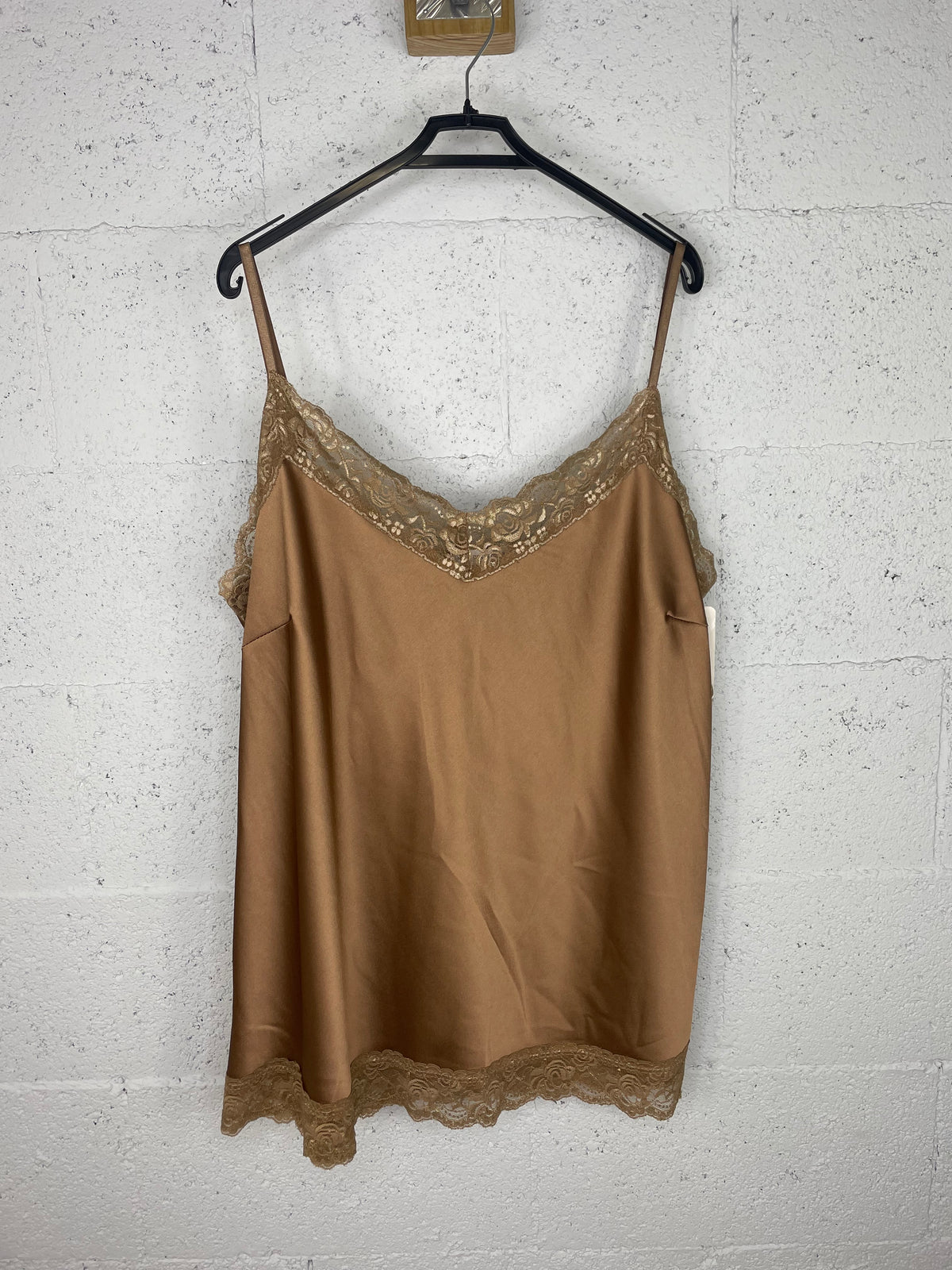 Lencera Tirante fino Camel